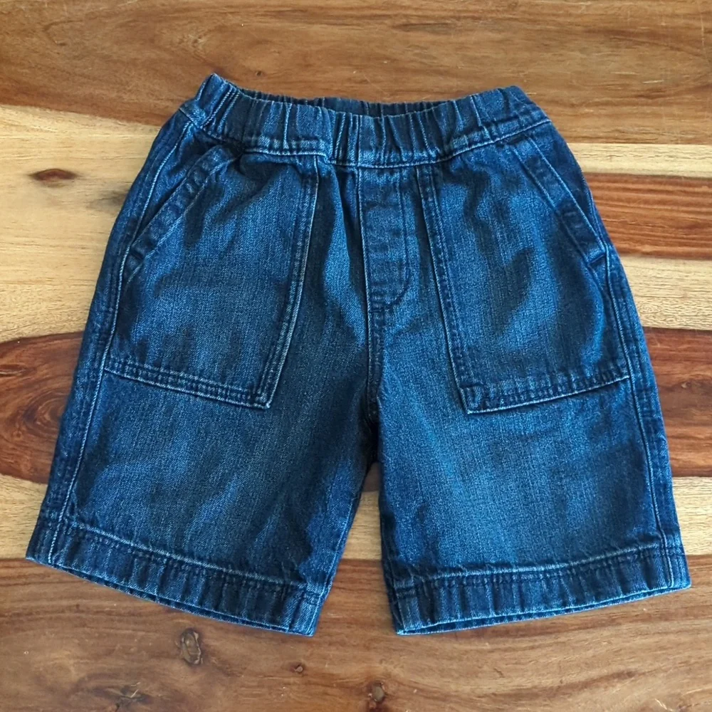 🌻 Uniqlo Kids Pull On Medium Wash Denim Shorts Size 110 (4-5)